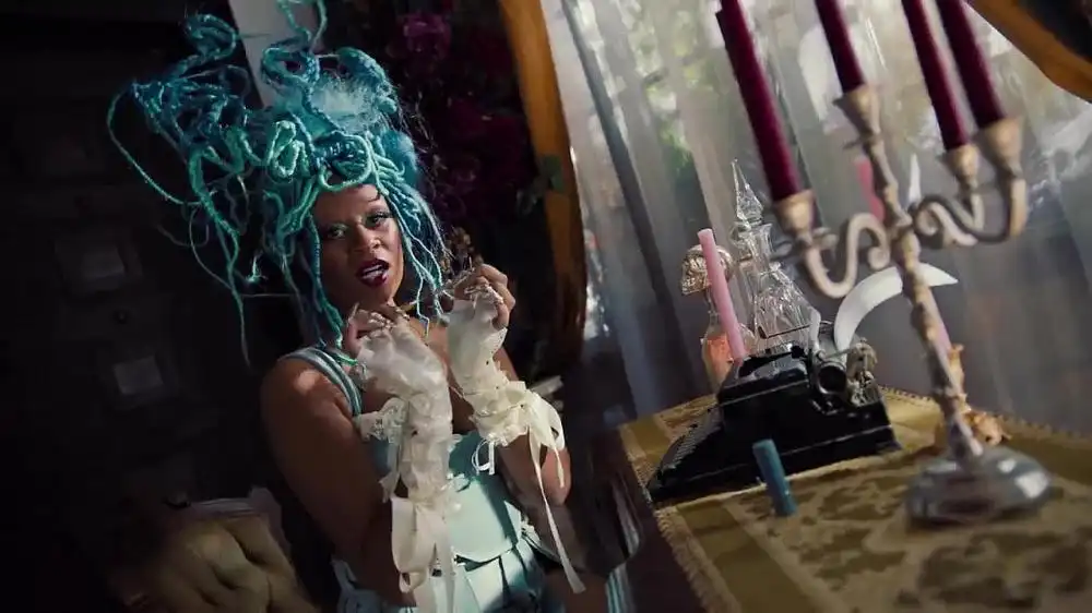 скачать клип Aluna, Diplo and Durante - Forget About Me