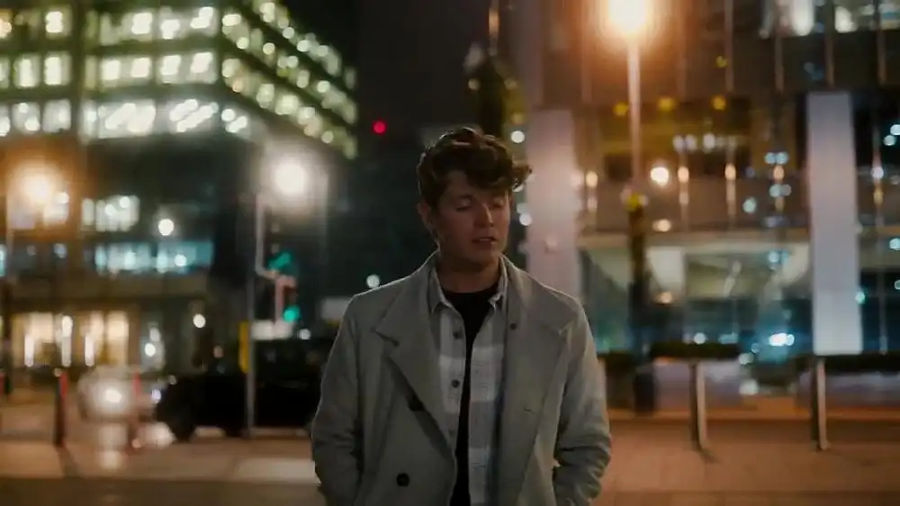 скачать клип Jamie Miller - I Lost Myself In Loving You