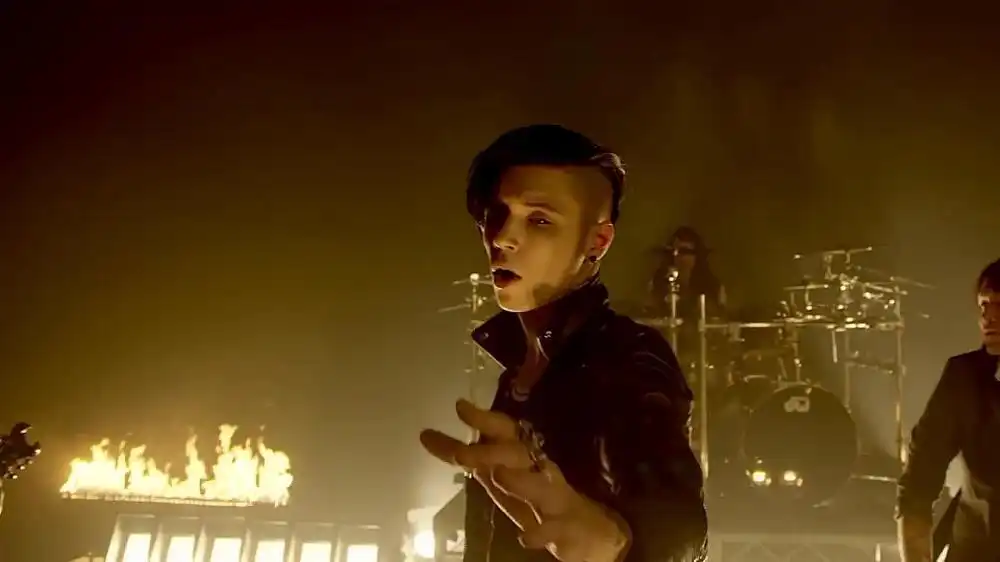 скачать клип Black Veil Brides - Goodbye Agony