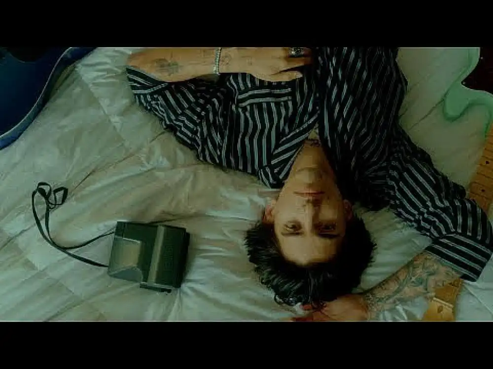 скачать клип John White - She is Everything