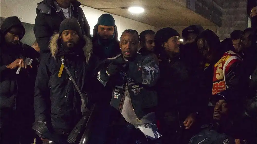 скачать клип 21 Savage - redrum