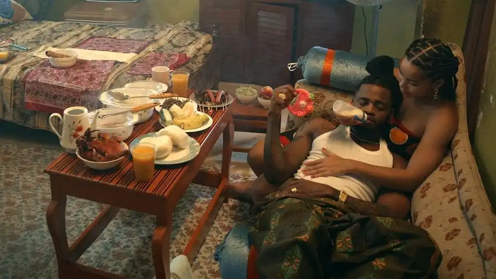 скачать клип Diamond Platnumz - Mapoz