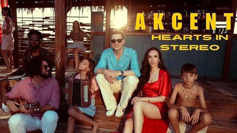 скачать клип Akcent - Hearts In Stereo