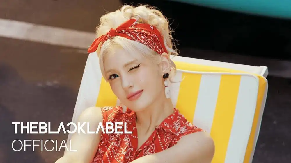 JEON SOMI - Ice Cream