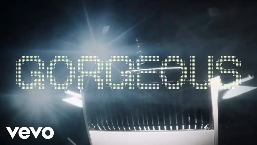 скачать клип Snoop Dogg - Gorgeous