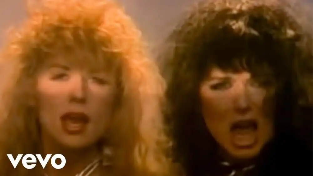 скачать клип Heart - Alone