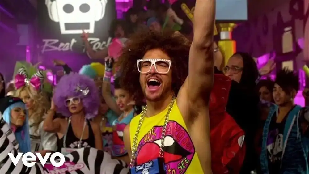 скачать клип LMFAO - Sorry for Party Rocking