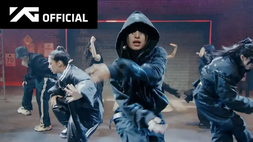 скачать клип BABYMONSTER - CLIK CLAK