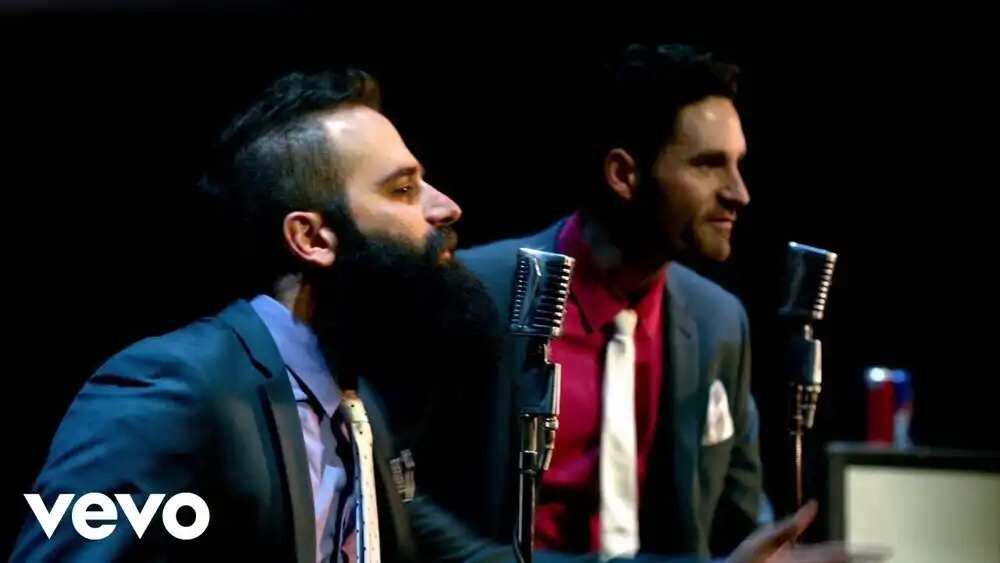 скачать клип Capital Cities - Safe and Sound