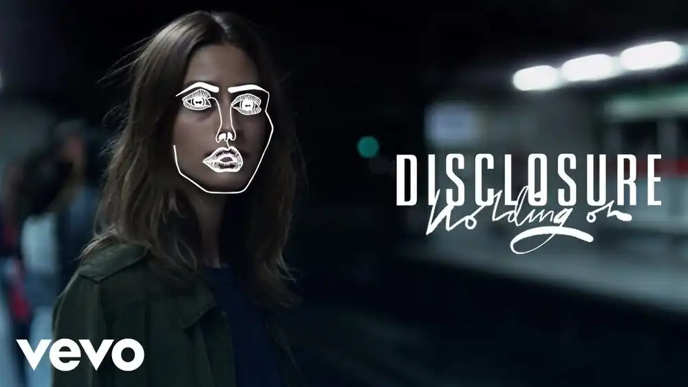 скачать клип Disclosure - Holding On
