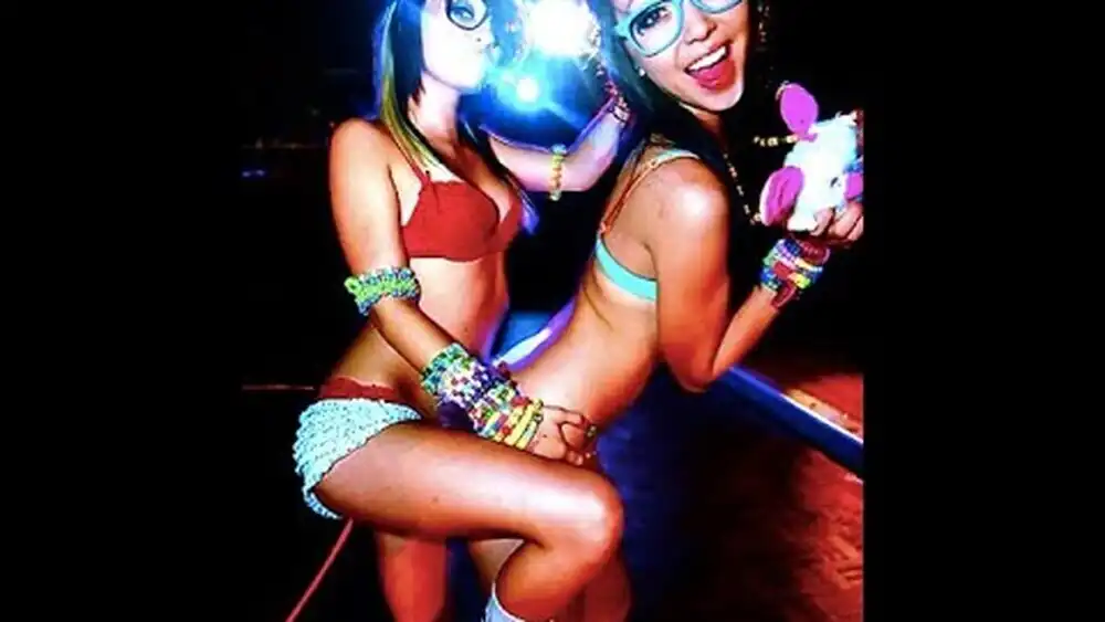 скачать клип TNT Records - The Logicial Song