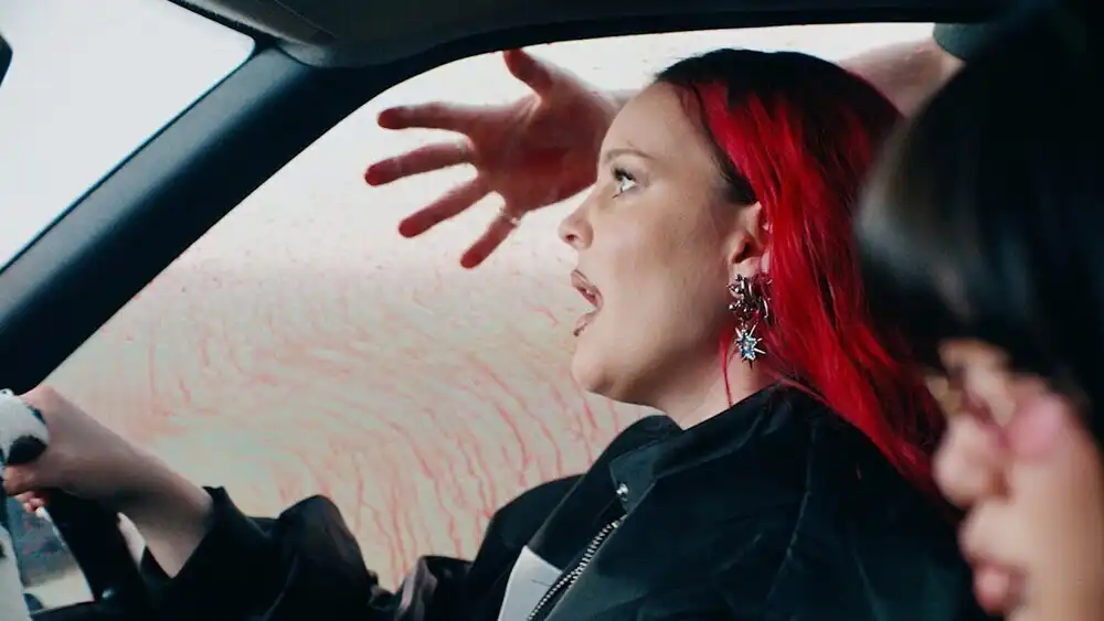 скачать клип Anne-Marie - I Do Not Like Your Boyfriend