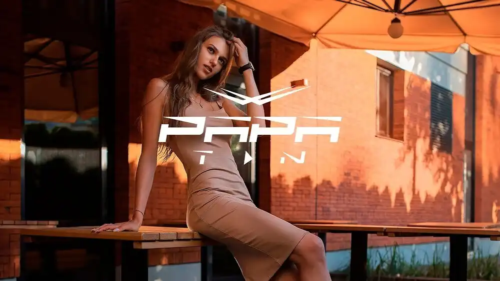 скачать клип Papa Tin - Can Not Get You Out of My Head