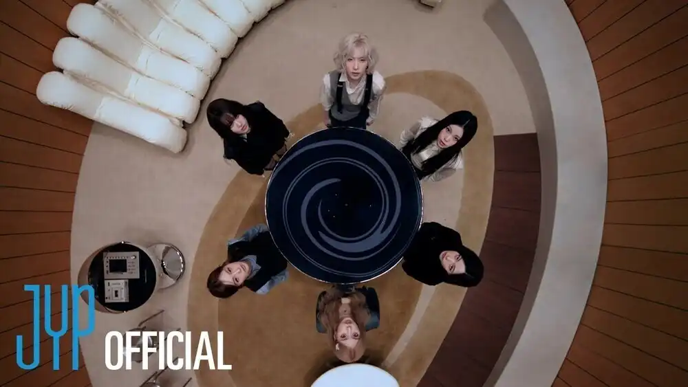 NMIXX - KNOW ABOUT ME