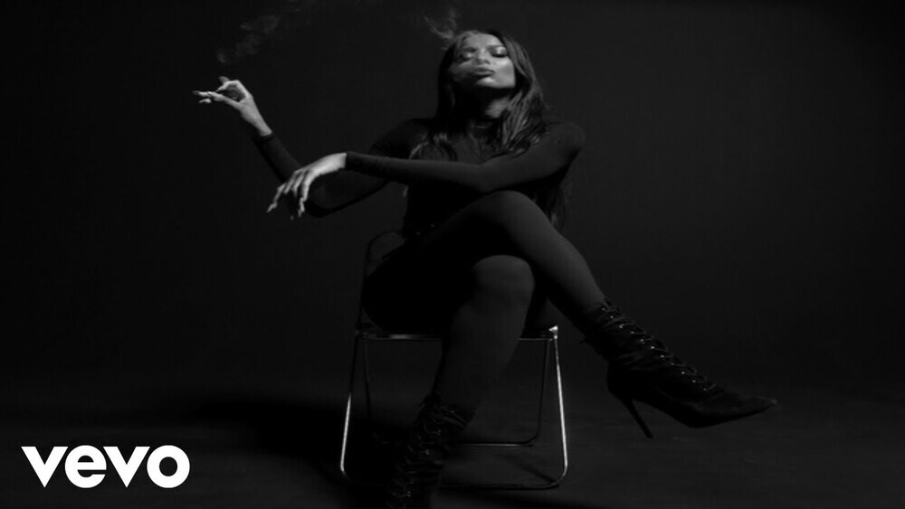 скачать клип Ciara - Ecstasy