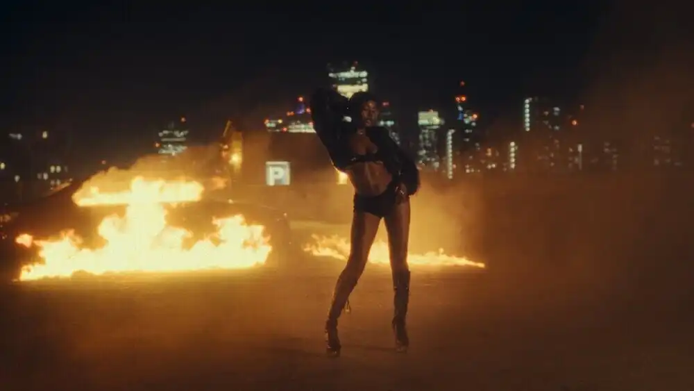 Ayra Starr, Wizkid - Gimme Dat