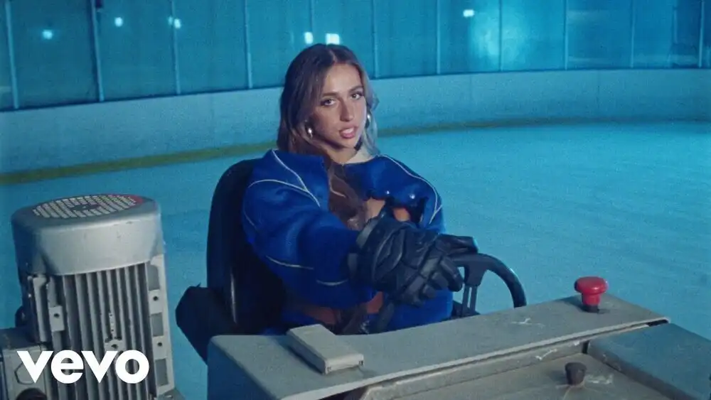 Renee Rapp - Leave Me Alone