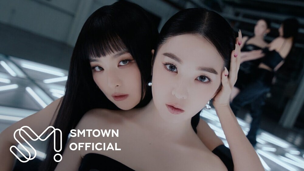 скачать клип Red Velvet  - TILT