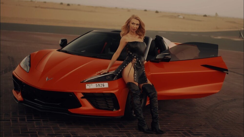 скачать клип ANDREEA BALAN, Whats UP - Baieti cu inima in blugi