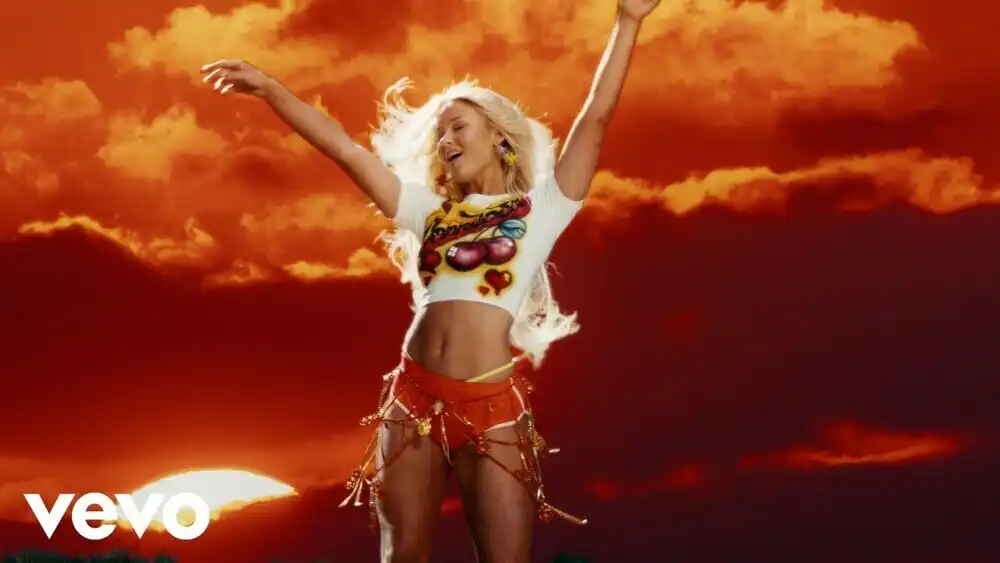 скачать клип Zara Larsson - Midnight Sun