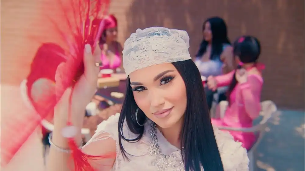 Enisa - Pretty Please