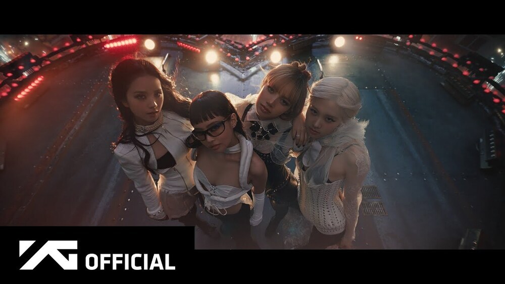 скачать клип BLACKPINK - JUMP