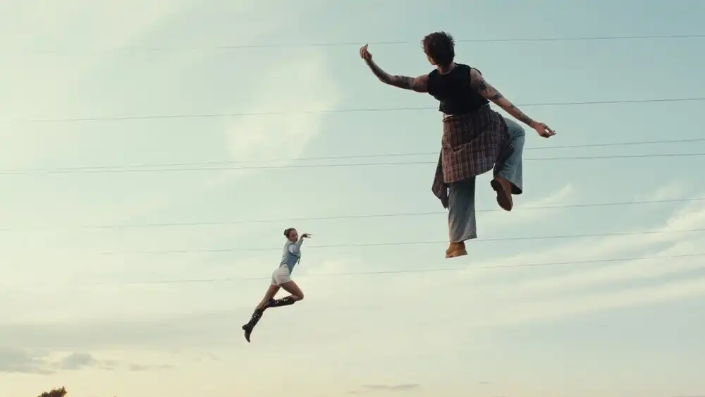 скачать клип Karna.val - простого женского