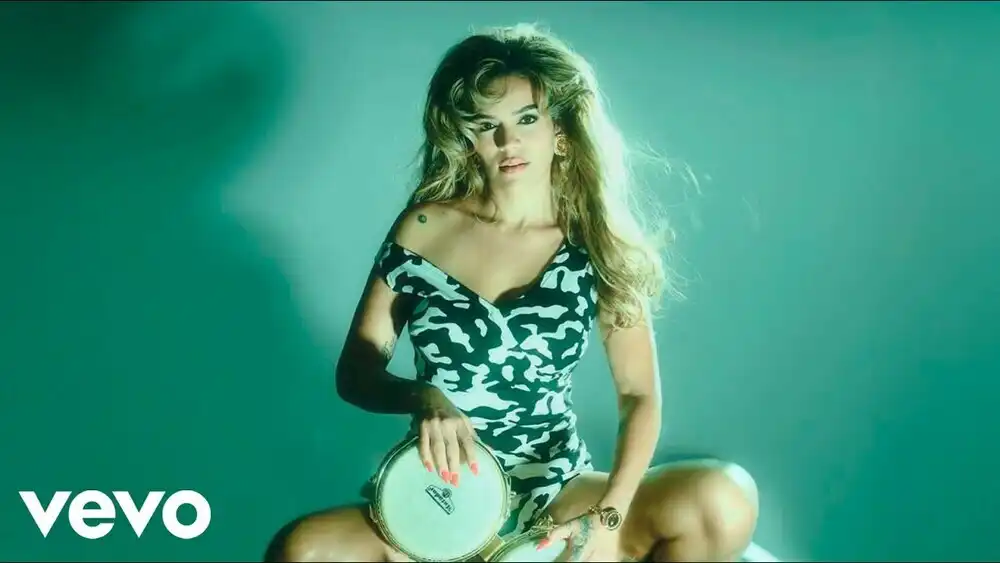 KAROL G, Feid - Verano Rosa