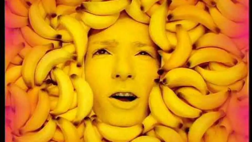 скачать клип Sin with Sebastian - Golden Boy