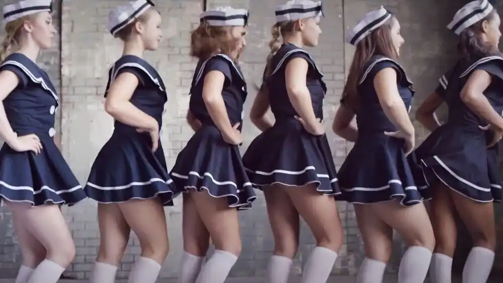 скачать клип VDJ Smile - Vadoka Bayan