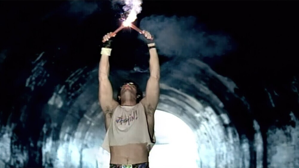 скачать клип Red Hot Chili Peppers - By The Way