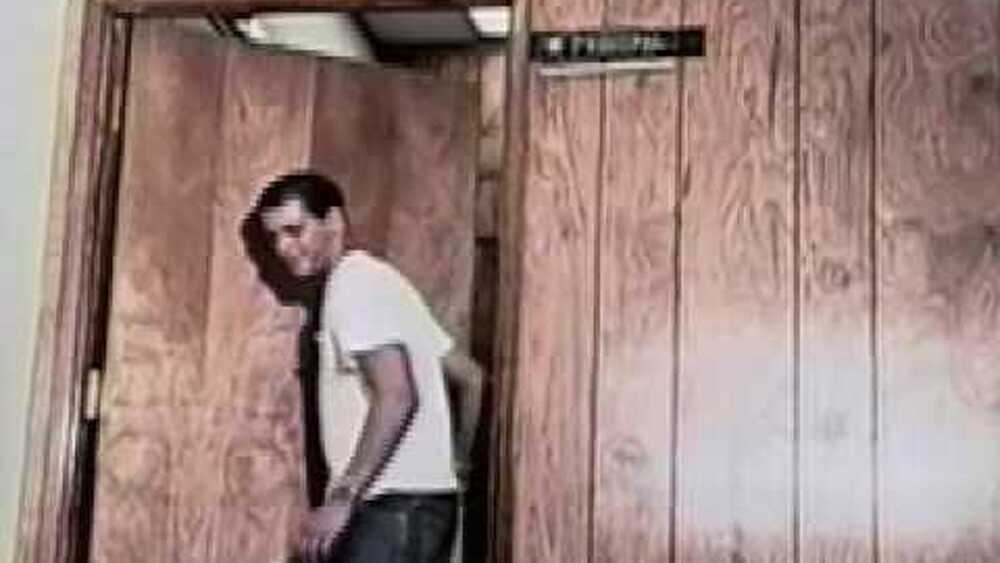 скачать клип The Offspring - Cool to Hate