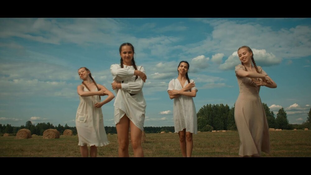 скачать клип Татьяна Куртукова - Матушка Земля белая б ...