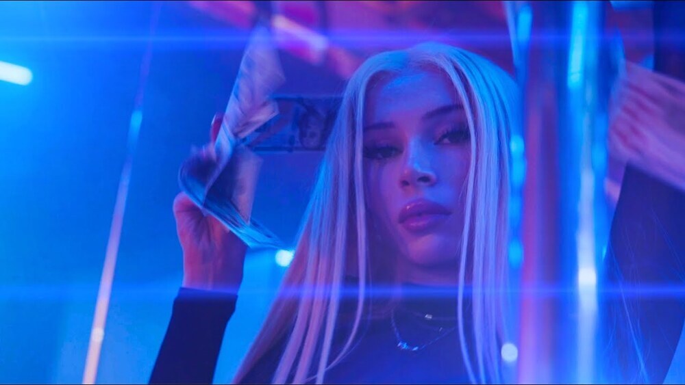 Chase Icon - Bands On Me