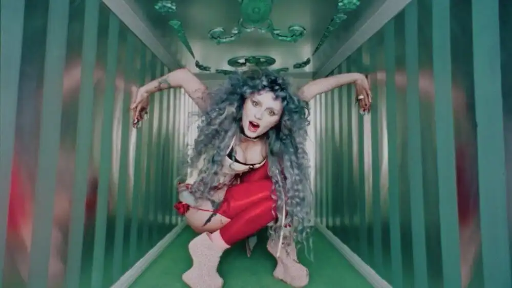 Ashnikko - Itty Bitty