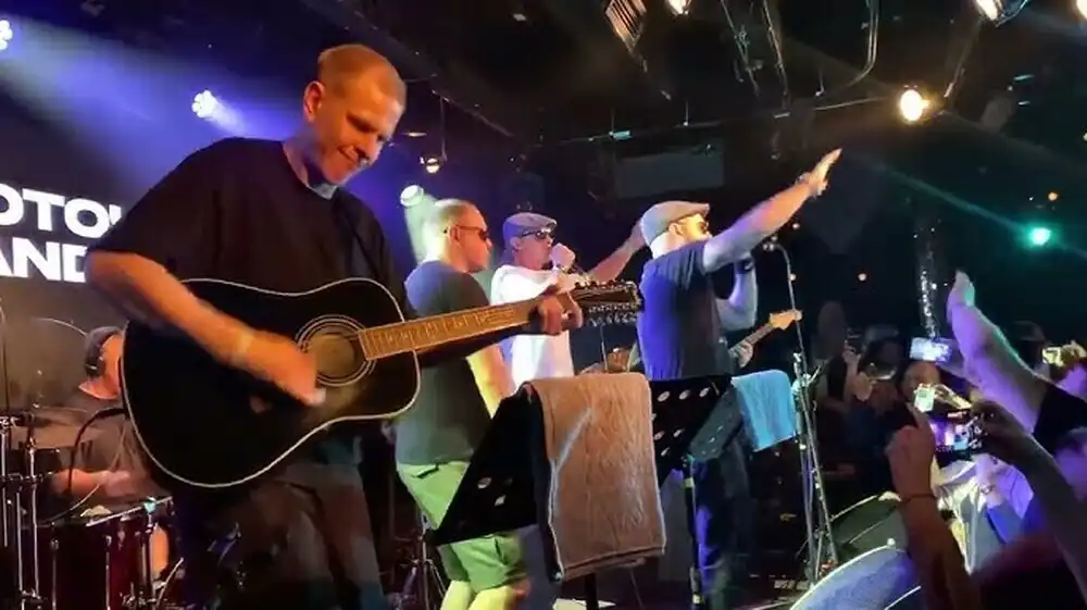 Многоточие - В жизни так бывает