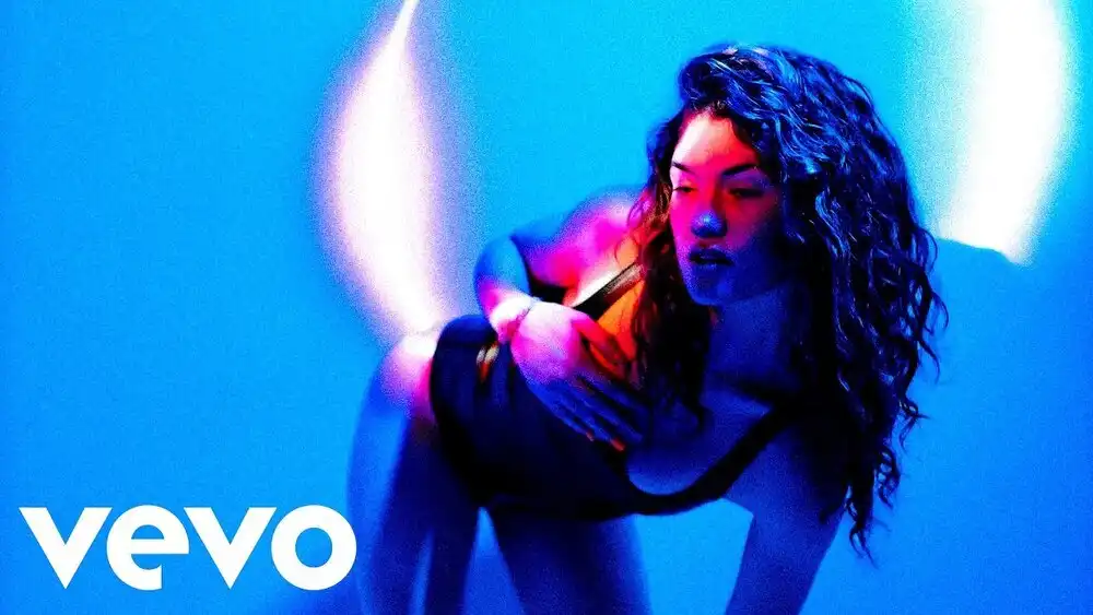 скачать клип TRIFUNOX - BOUNCE