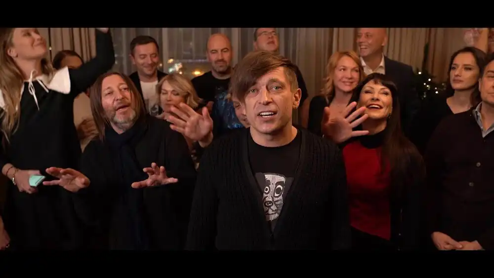 скачать клип Би-2, Квартет И - Christmas