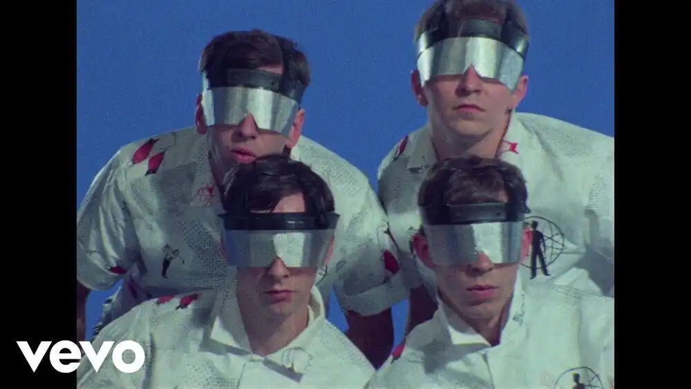 скачать клип Devo - The Day My Baby Gave Me A Surprize