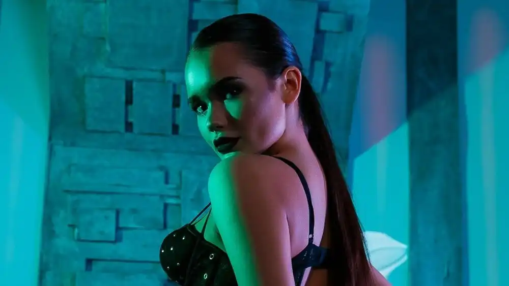 скачать клип Nej, Malserc - Paro