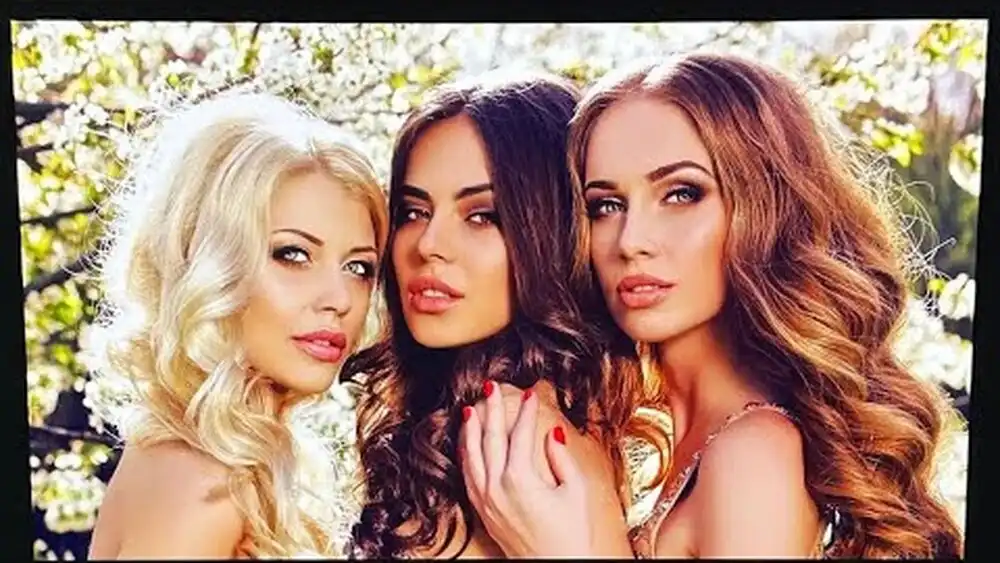 скачать клип Mr.Stephen - Disco Fire