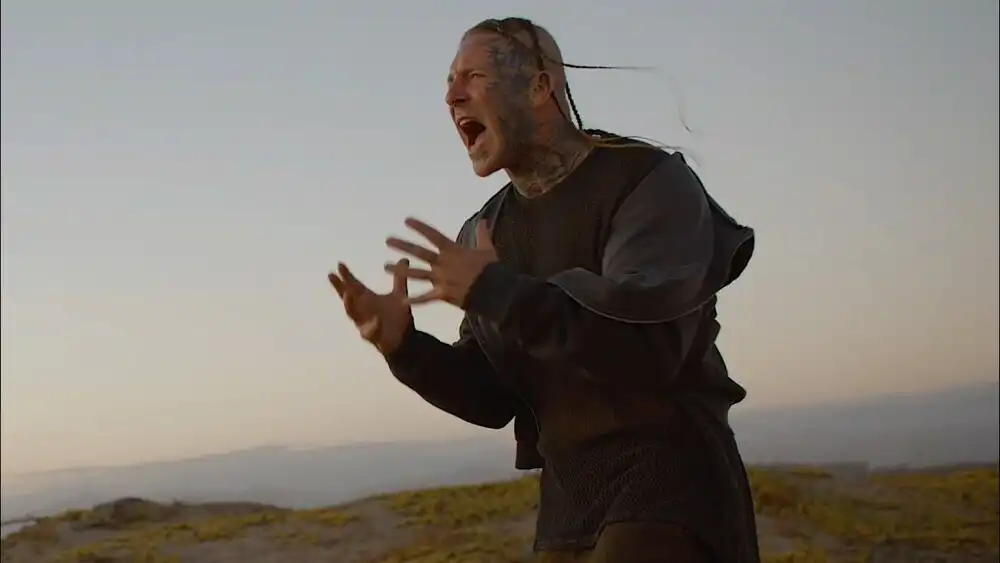 скачать клип Tom MacDonald - Woke World