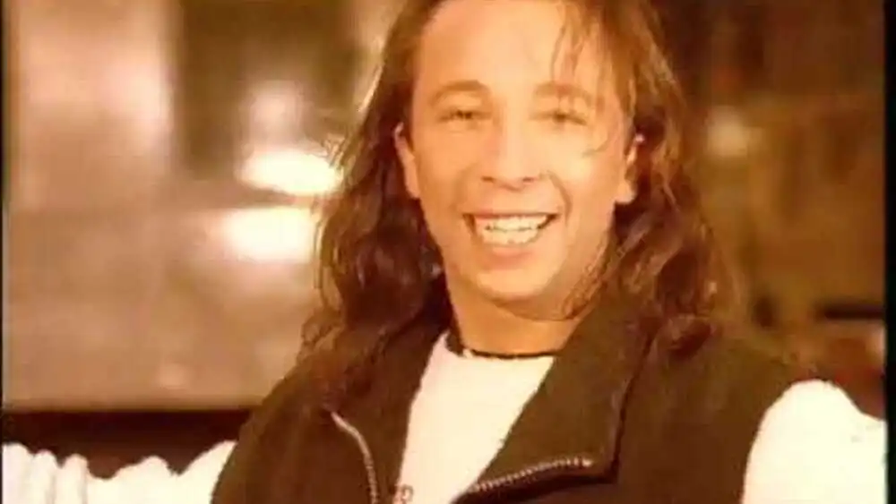скачать клип DJ BoBo - LOVE IS ALL AROUND