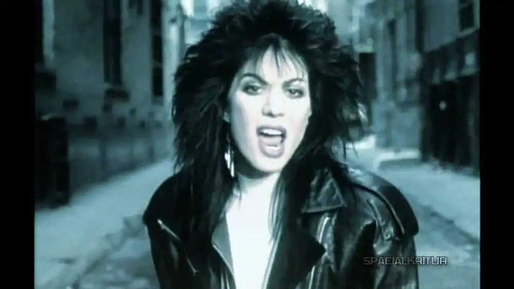 Joan Jett - I Hate Myself For Loving You