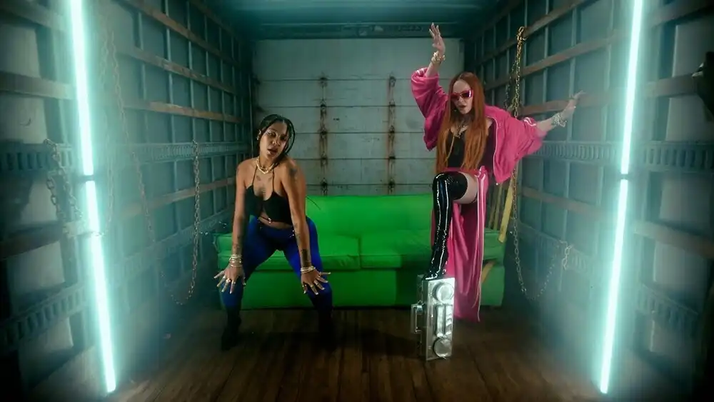 Madonna - Hund Up on Tokischa