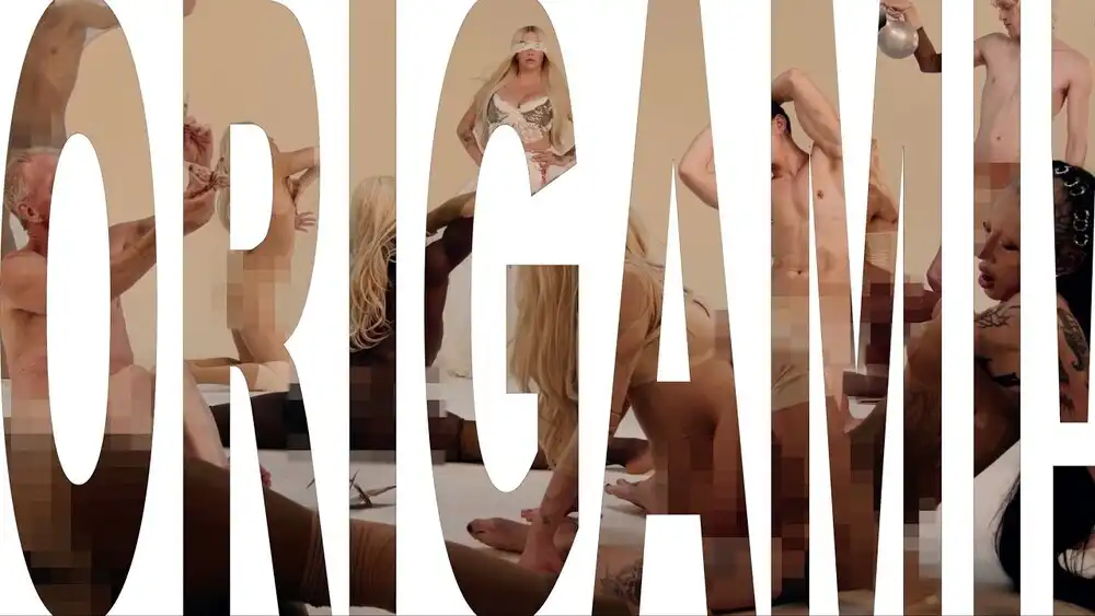 скачать клип KESHA - ORIGAMI