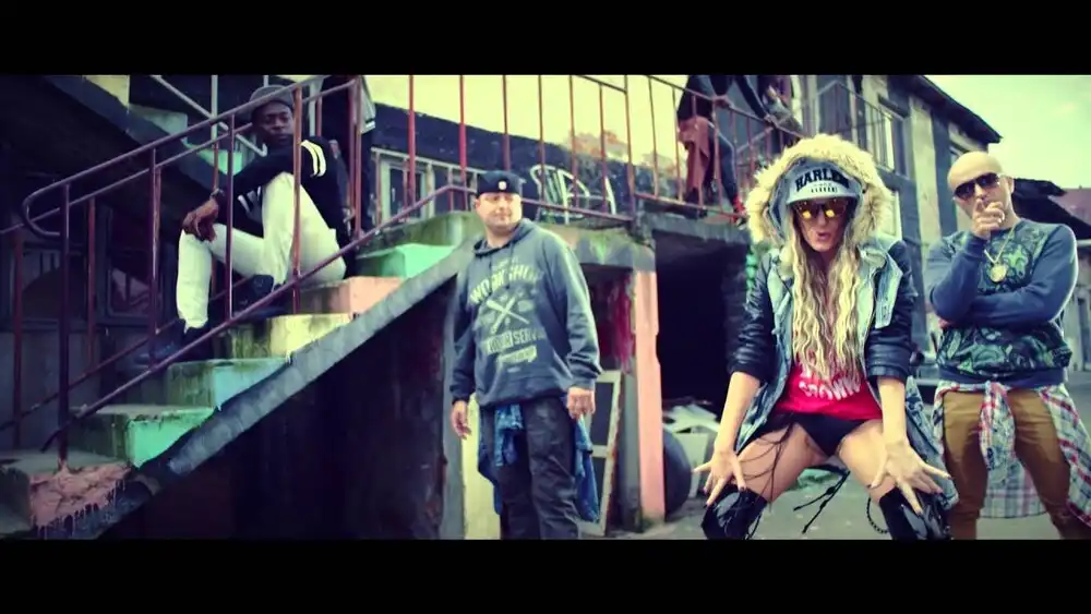Viki Miljkovic, DJ.Spaz, Costi - Dosadno