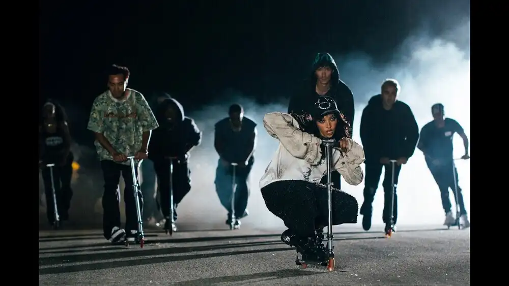 Tinashe - Crash Out