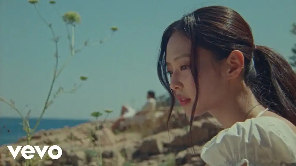 JENNIE - Less than a Lover