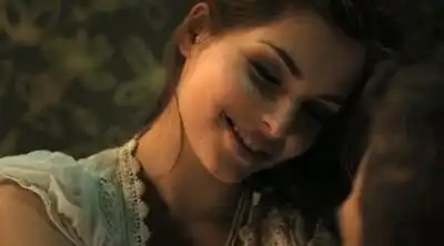 скачать клип Armin van Buuren, Laura V - Drowning